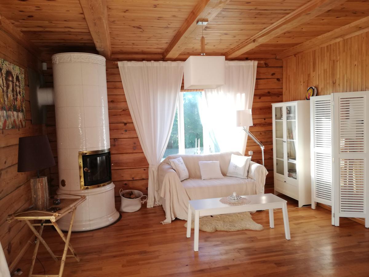 Lakeshore House Dvarcenai  Extérieur photo
